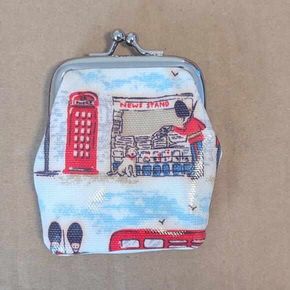 Cath Kidston Coin Purse British Royal Guard Telephone Booth Beefeater Bag - Picture 5 of 6